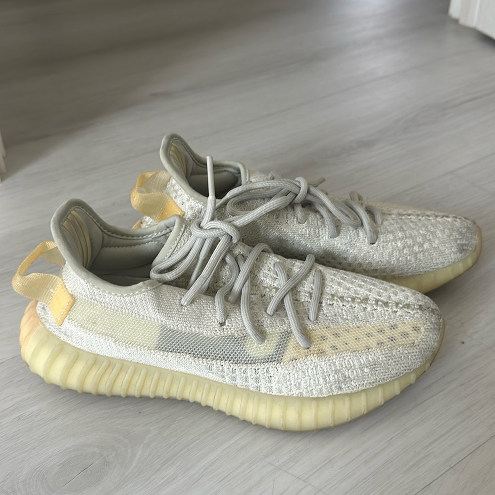 Adidas Yeezy Boost 350 V2  - US 6.5